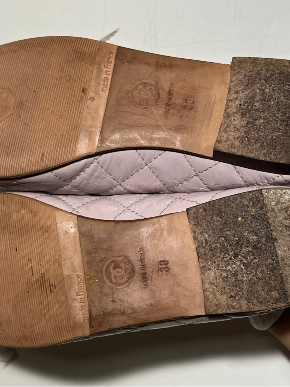 CHANEL Quilted Ballet Flats in Dusty Rose Leather with Bow - Picture 6 of 15